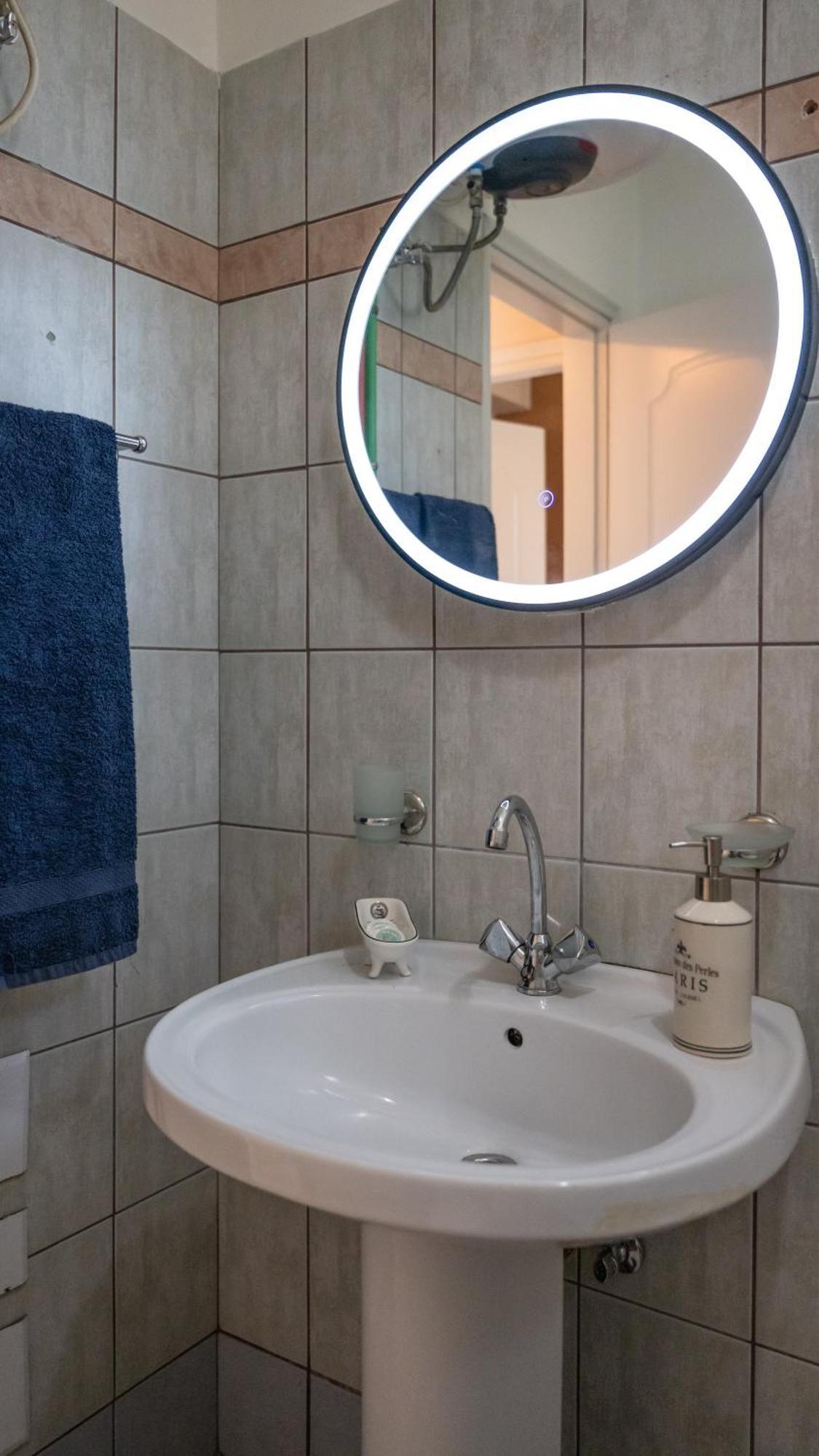 Apaggio Di - Private Parking & Sea View Apartament